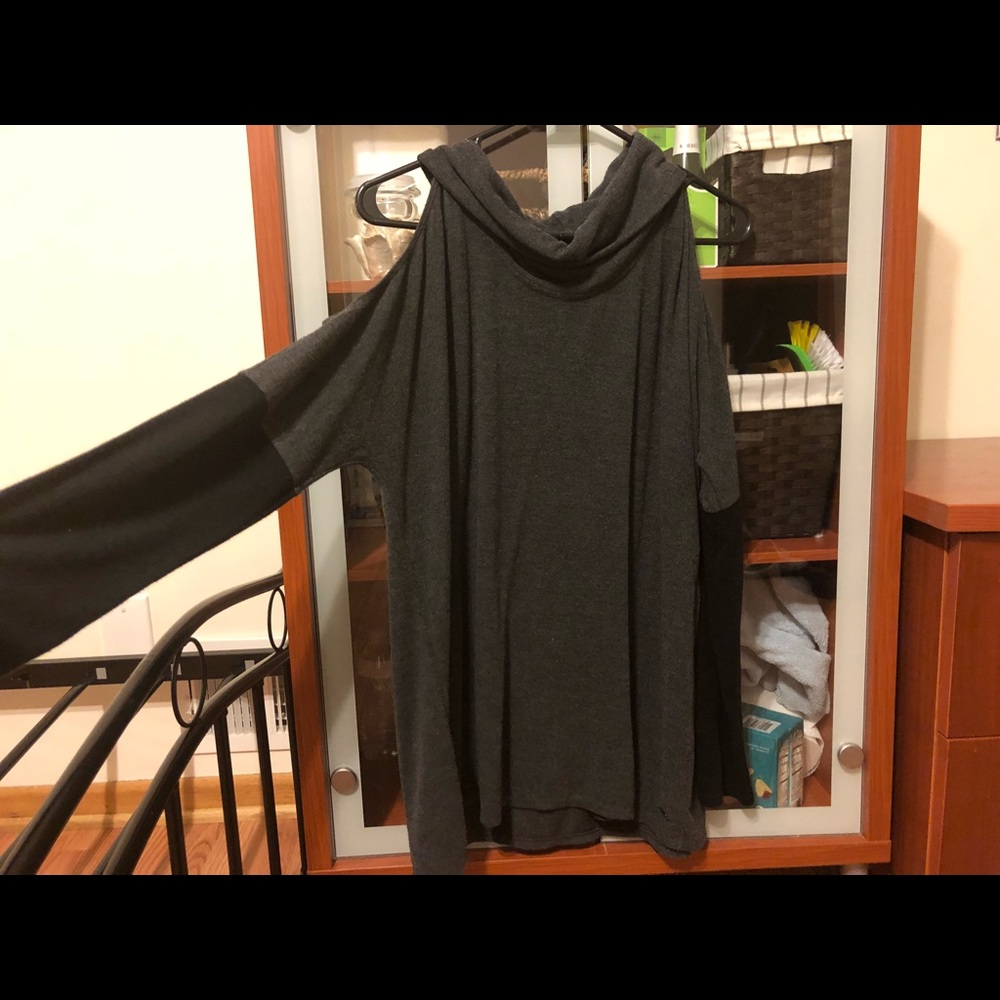 DKNY Sweater